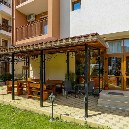 Family Studio In Dafinka Xz Apartment *