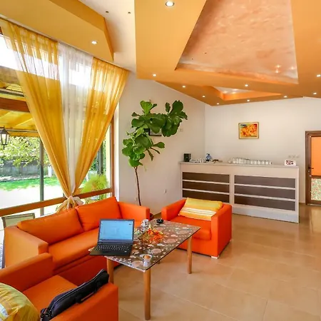 Family Studio In Dafinka Xz Burgas
